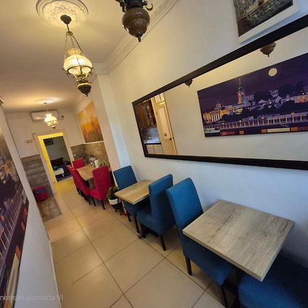 Authentic Belgrade Centre Hostel - Only Private Rooms エクステリア 写真
